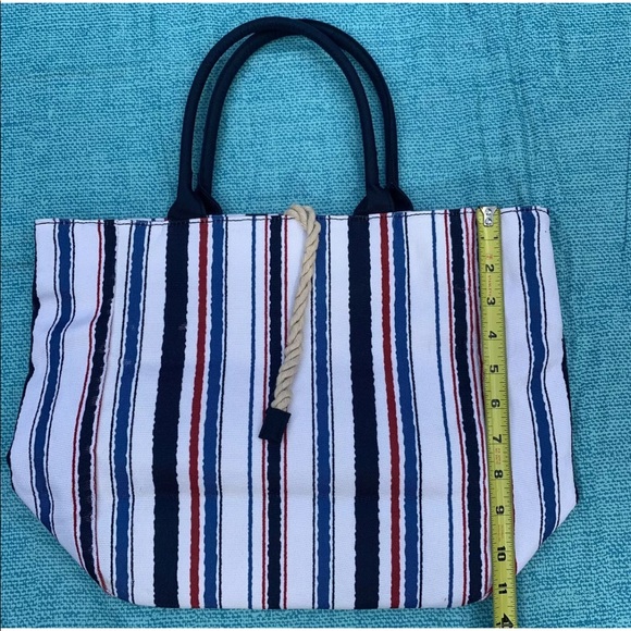 Unbranded Multi Colored Striped Tote Bag Red Interior Black Handles Casual - Picture 4 of 9